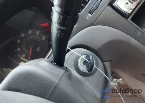 2005 Hyundai Elantra Gls/Gt from USA, damaged, VIN KMHDN46D55U950645